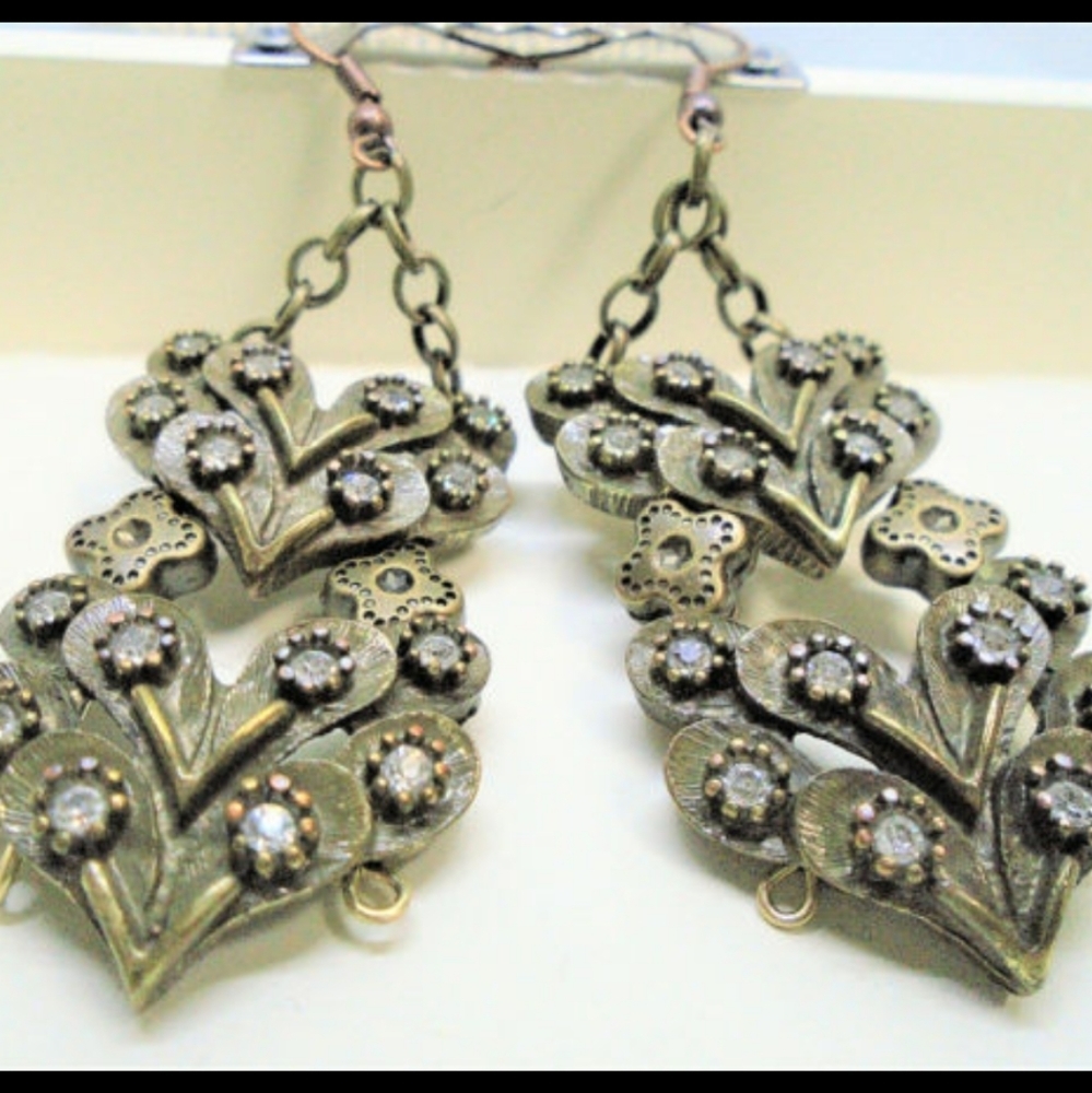 Unique Handmade Bronze Earring and Necklace Set.